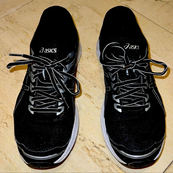 asics pronation running shoes